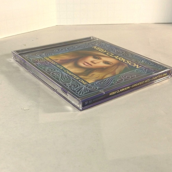 Kelly Clarkson Greatest Hits Chapter One CD - Picture 6 of 6